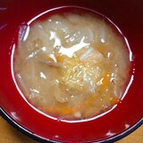 白菜とごぼうのお味噌汁